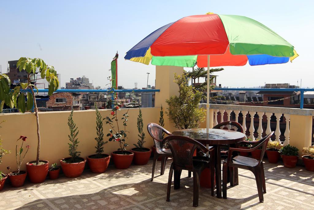 Hotel Pilgrims Катманду Екстер'єр фото
