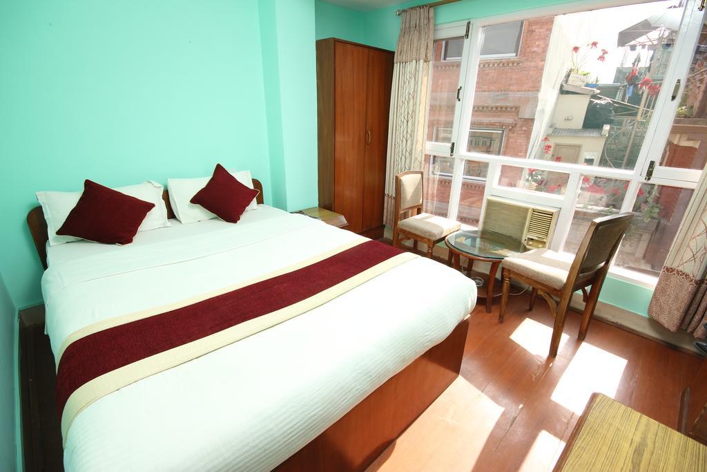 Hotel Pilgrims Катманду Екстер'єр фото