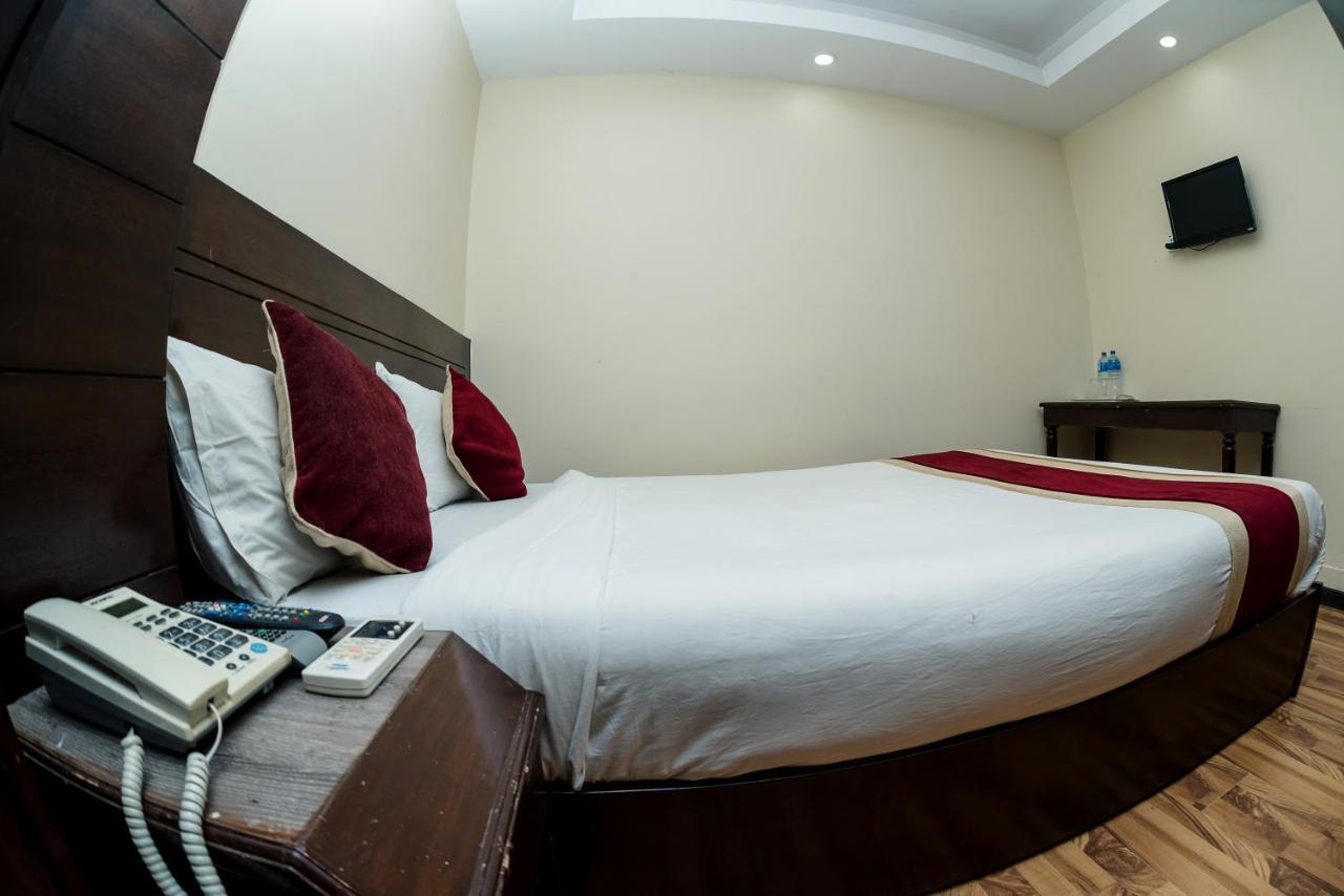 Hotel Pilgrims Катманду Екстер'єр фото